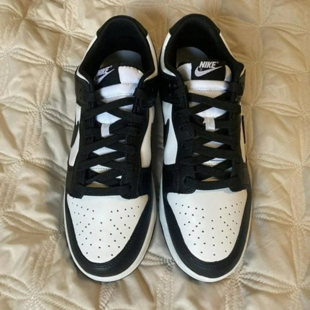 Nike Dunk Low Panda Size-6